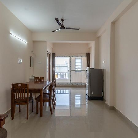 Aishwaryam Service Apartment Chennai Luaran gambar