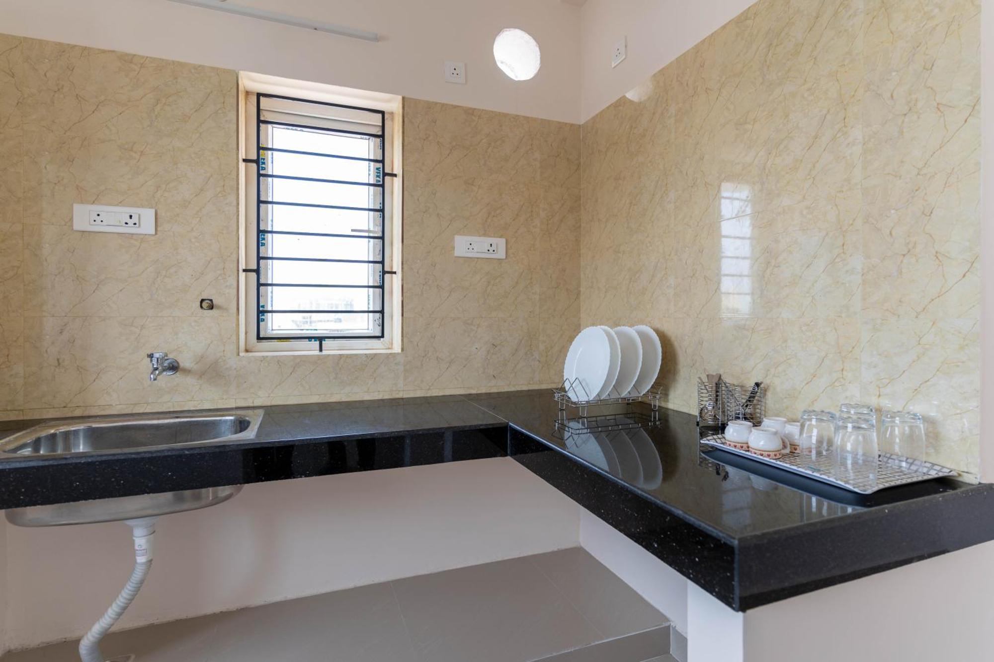 Aishwaryam Service Apartment Chennai Luaran gambar