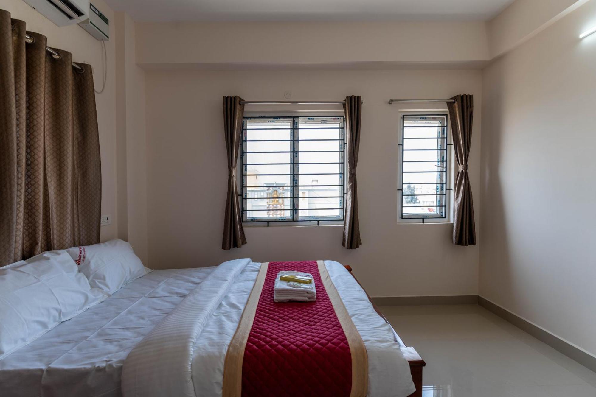 Aishwaryam Service Apartment Chennai Luaran gambar