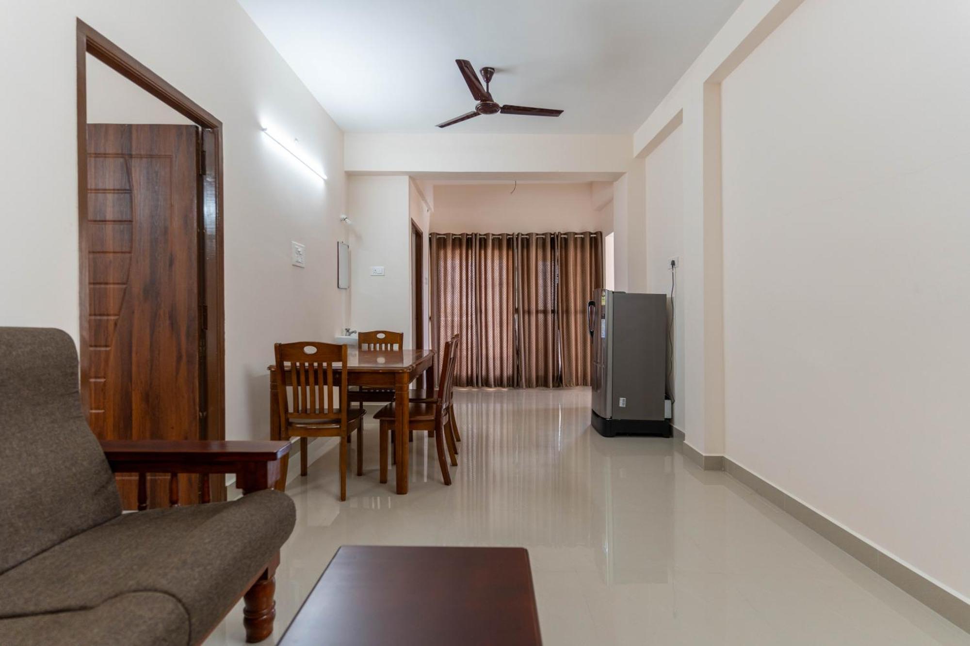Aishwaryam Service Apartment Chennai Luaran gambar