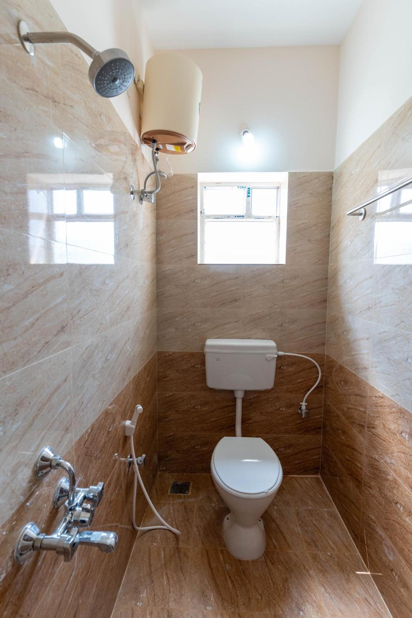 Aishwaryam Service Apartment Chennai Luaran gambar